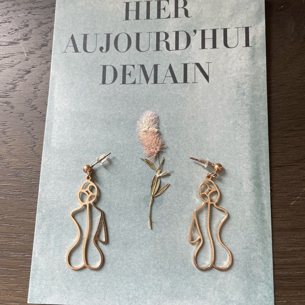 Gold color sexy women naked back earrings-hypoallergenic
